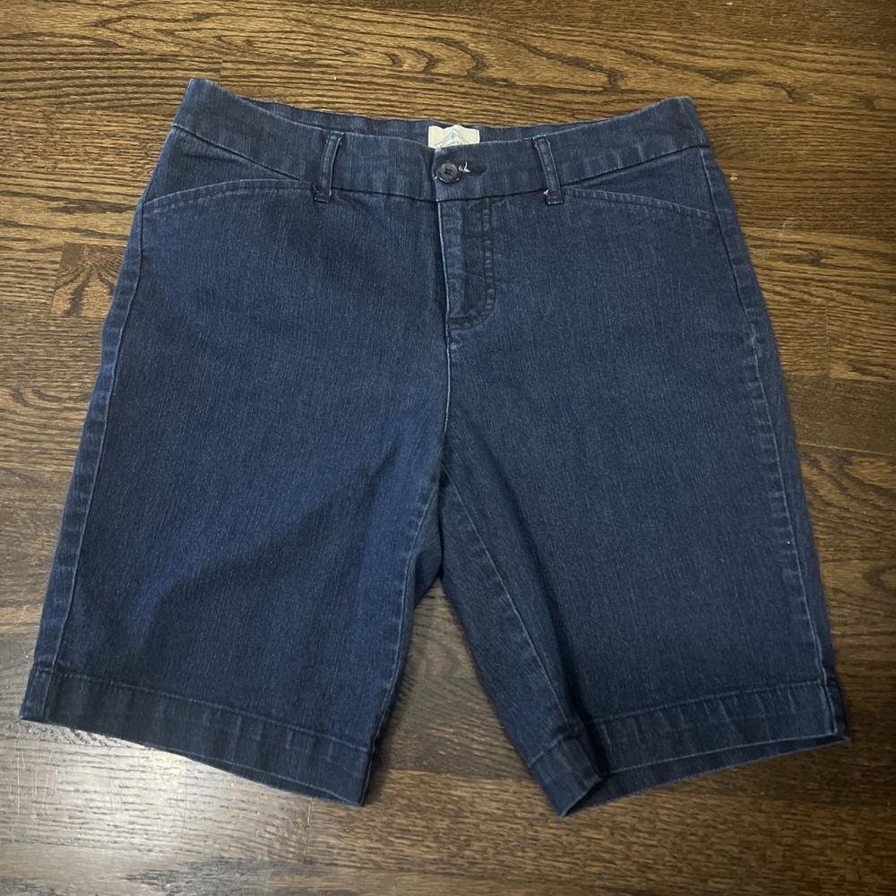 Women's sz 10P St Johns Bay Blue Denim Jean Shorts Bermuda Walking
